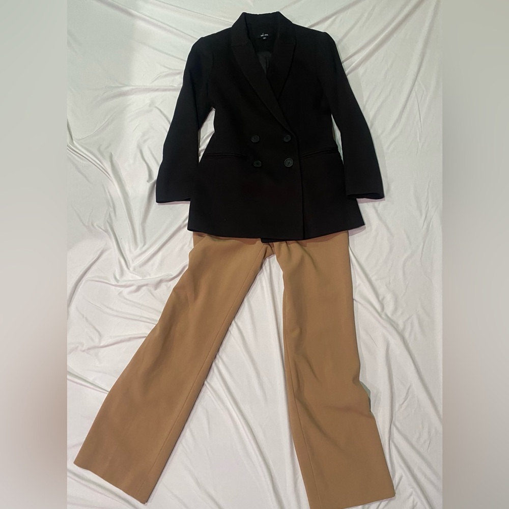 Saint and Sofia Cambridge Black Double Breasted Blazer